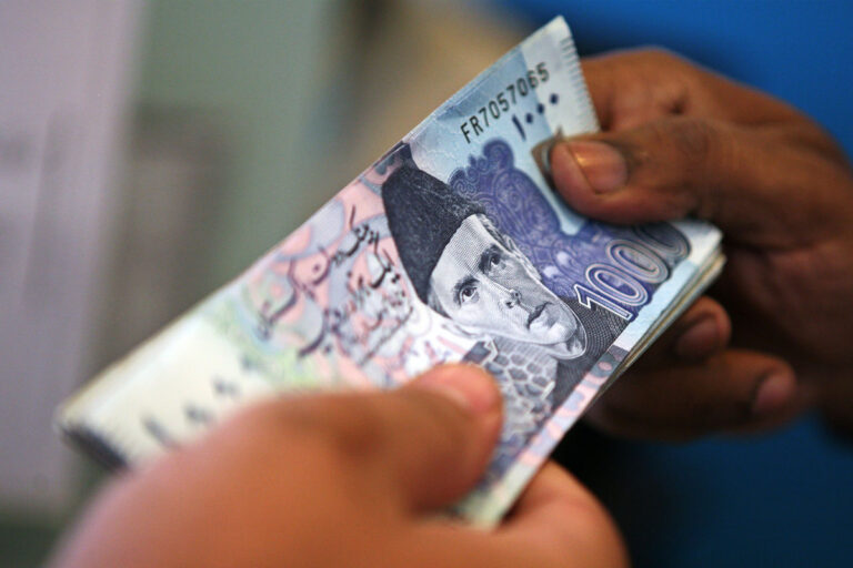 Bank financing to private sector hits 44% as deposits decline